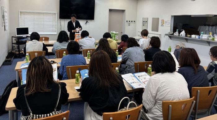 5.27㈱リバース工場見学画像1.jpg